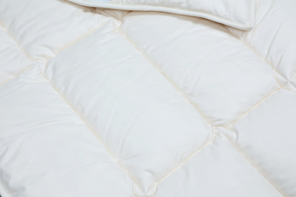 Unterbett kbA Baumwolle mit Spanngummis - KLEINER Naturbettwaren