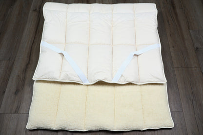 Unterbett Merinowolle kbT. Bezugsstoff Merino Wollflor kbT / Baumwoll Perkal kbA  - KLEINER Naturbettwaren